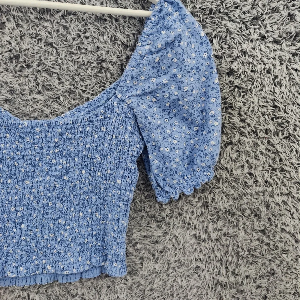Abercrombie Fitch Womens Cottage Milkmaid Linen Blend Smocked Top M Blue Crop